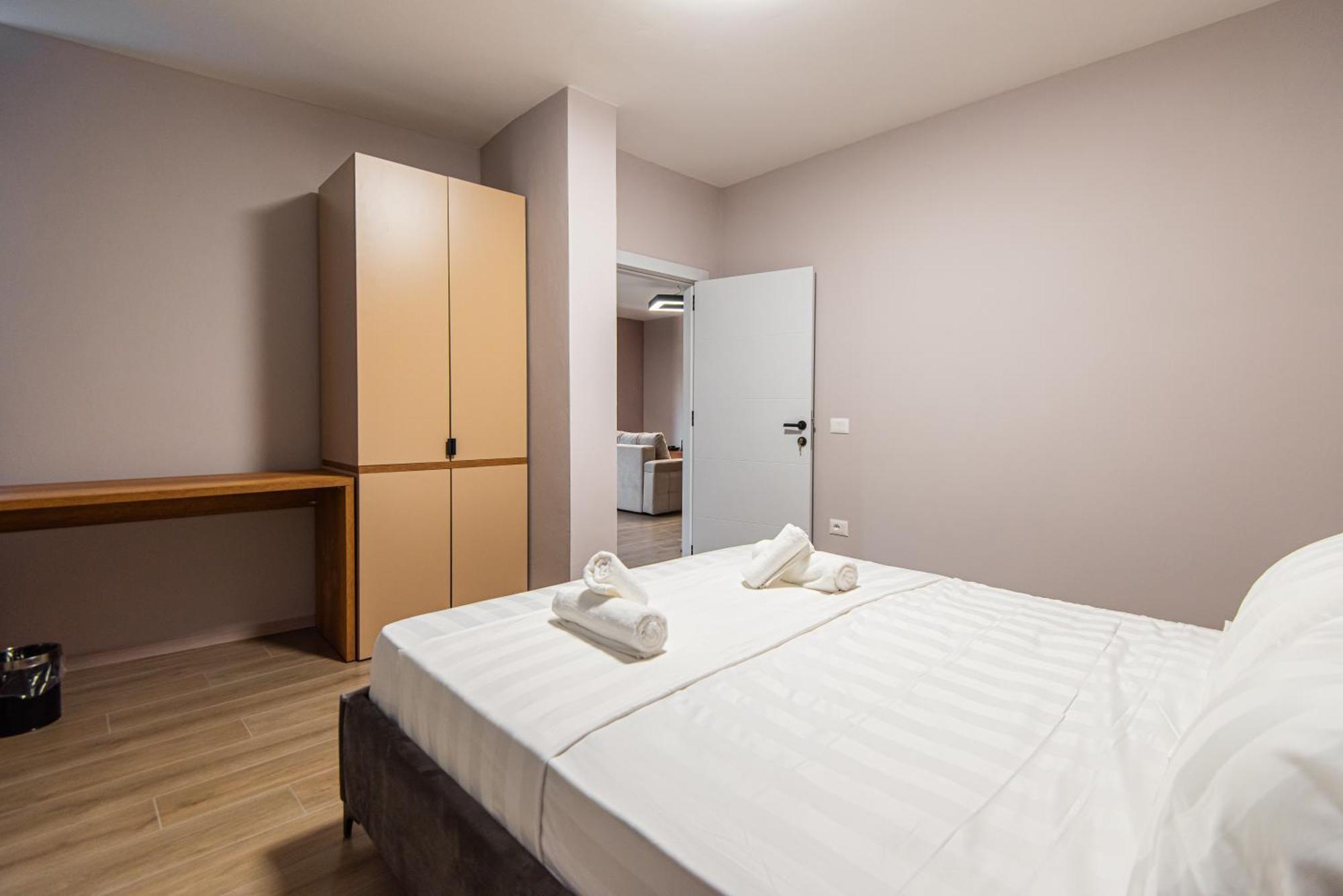 Aparthotel Eda Durres Exterior photo