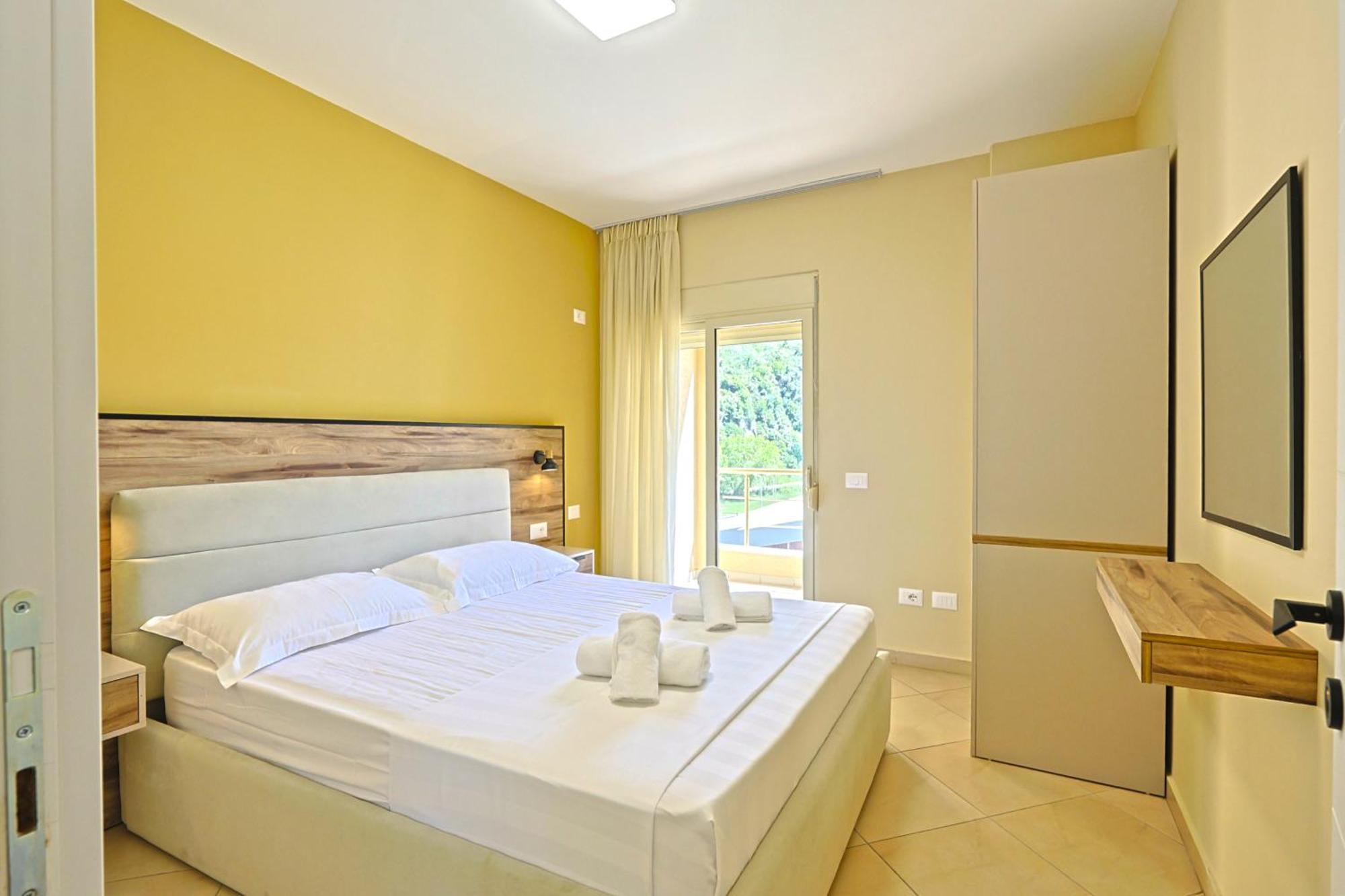 Aparthotel Eda Durres Exterior photo